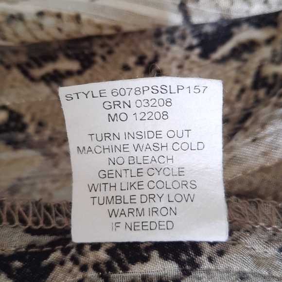 Sara Michelle  Sparkly Sheer Blouse  Sz PM - Picture 7 of 8